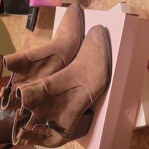 Crown Vintage Booties